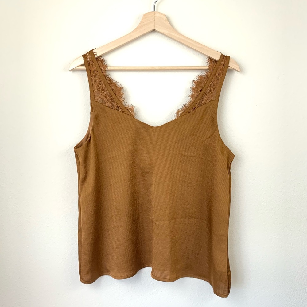She + Sky Lace-Trim Scoop Neck Tank in Caramel